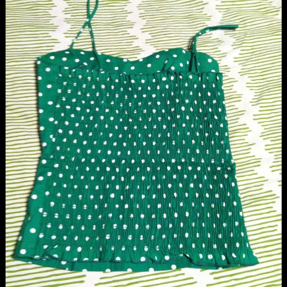 SOLD IN BUNDLE 💚GREEN Polka Dot Tank💚 - Picture 2 of 2