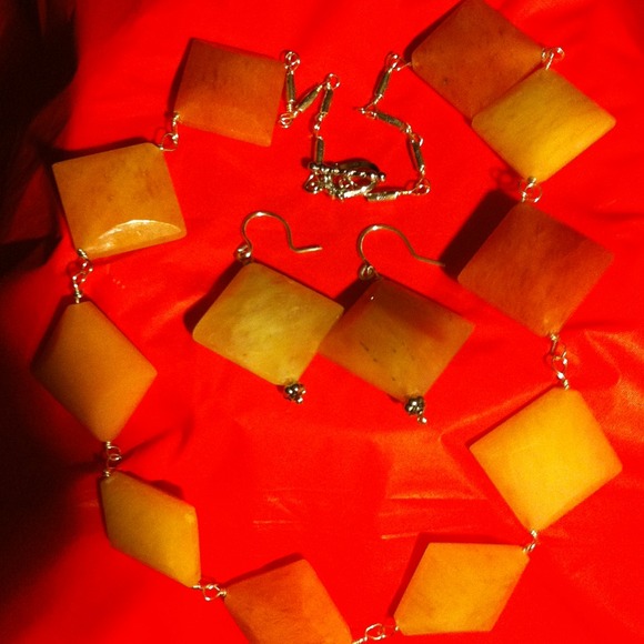 Square  indian adventurine  gemstone