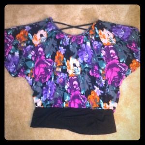 Floral print, baggy-sleeved shirt by Candies