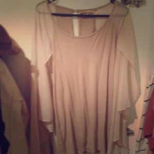 Neutral dress size M ( Tight fit /fits small )