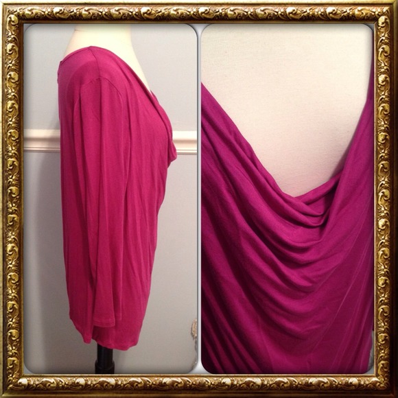 SOLD💖NWT gorgeous Michael Kors drape V neck top💖 - Picture 2 of 4