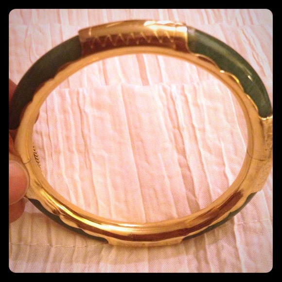 Gold and Jade Bangle
