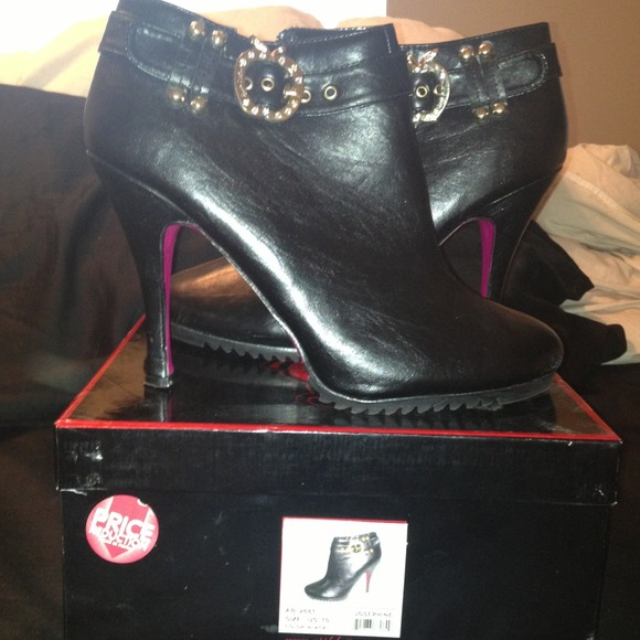 🚫SOLD🚫Apple bottom black ankle boots