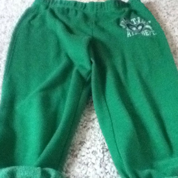 Green justice sweatpants