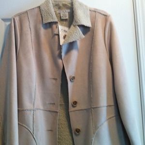 REDUCED........ Cabi long jacket. Very soft