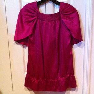 BCBG Maxazria beautiful silk fuchia top