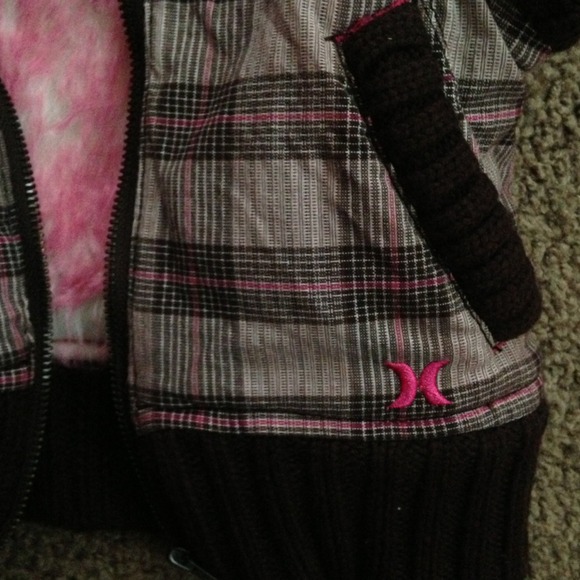 Vest - Picture 3 of 3