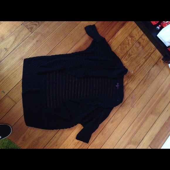Takeout Black Shawl