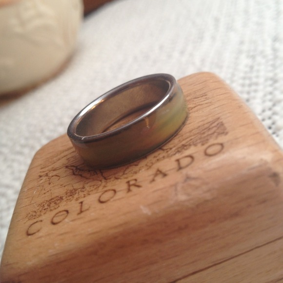 Ring - Picture 2 of 2