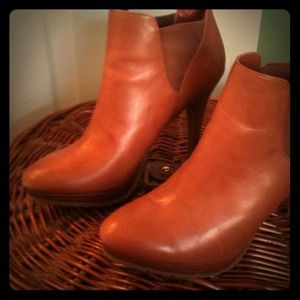 Jessica Simpson boots