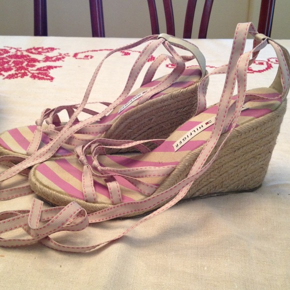 Tan and pink tommy espadrilles - Picture 1 of 4