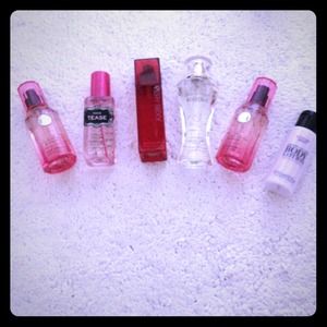 5 travel size body sprays and 1 travel size lotion