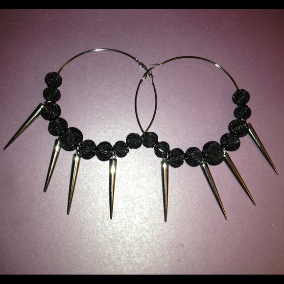 Spiked hoop earrings
