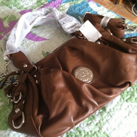 "Bueno" New handbag 🎀👜 - Picture 3 of 4