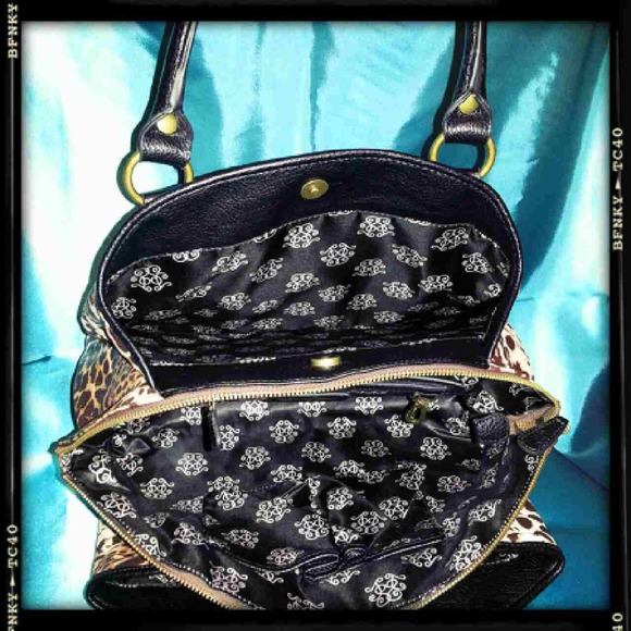 Jessica Simpson - Leopard Purse - Picture 2 of 2