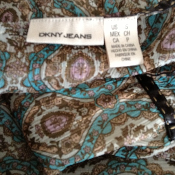 Spring Fun🌻DKNY - Picture 3 of 3