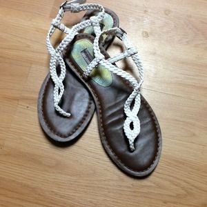 Cute Size 7 sandals