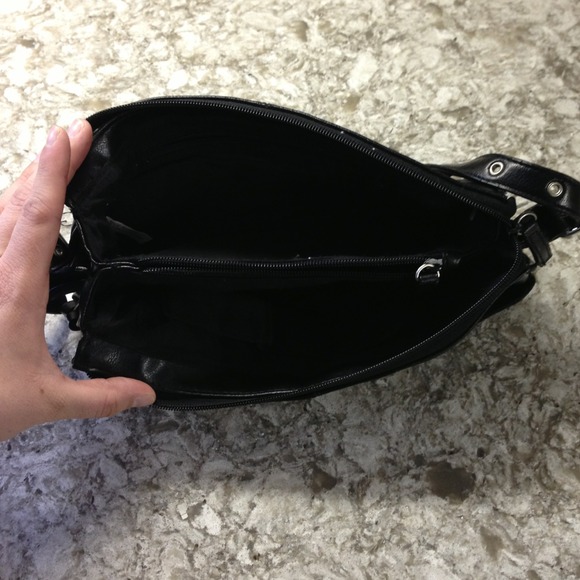 Black leather clutch bag - Picture 3 of 4