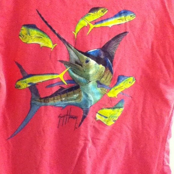 🌸BUNDLE🌸 Macy's crop top and Guy Harvey t-shirt