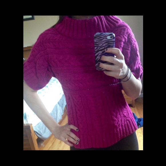Express short sleeve sweater! - Picture 2 of 4