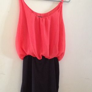 Like new dress. Size M.