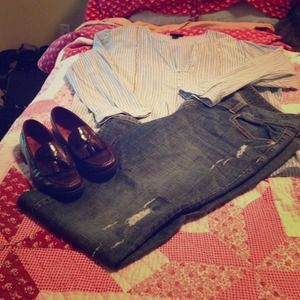 RESERVED 💥SALE💥 Distressed