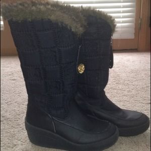 Juicy Couture Snow Boots