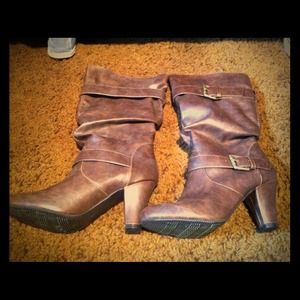 9.5 brown heel boots