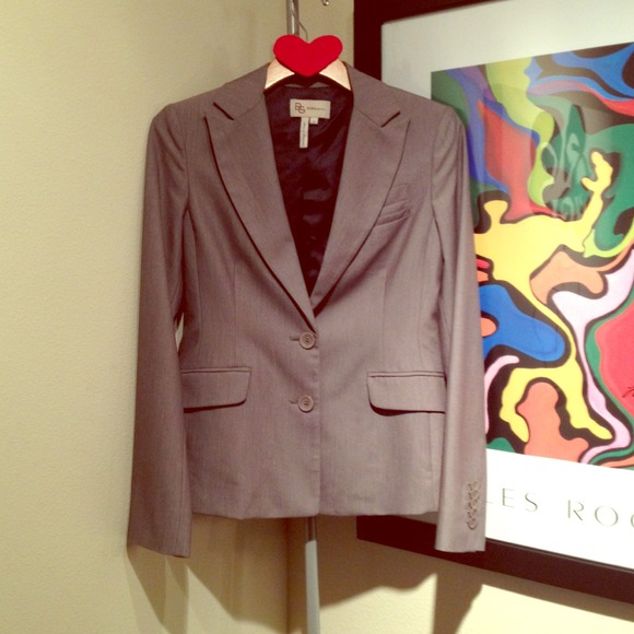 BCBG SUIT