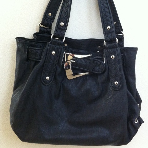 Large Black Purse w/ Buckle