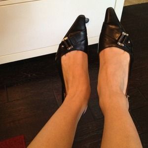 BCBG girls heels