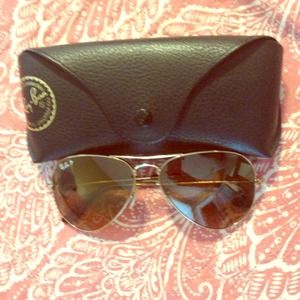 Polarized ray bans, comes with case