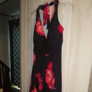 ⛔REDUCED⛔Speechless black & red halter dress 💃💃