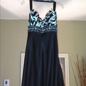 Prom season is coming!!!! Beautiful dress