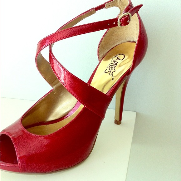 Strappy red stilettos Carlos Santana price reduced