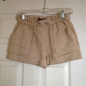 BCBG khaki elastic waistband shorts