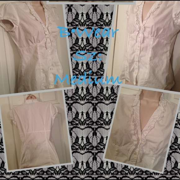 🔻Reduced🔻B•Wear - Picture 2 of 2