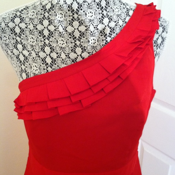 Limited one shoulder cocktail dress. True red. - Picture 2 of 4