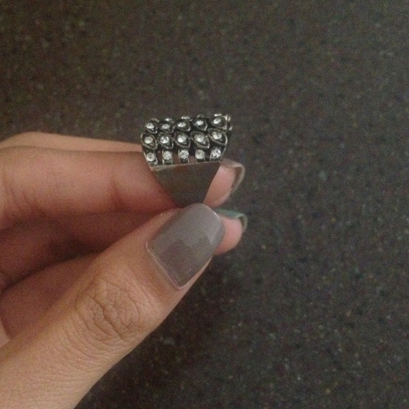 Ring - Picture 2 of 2