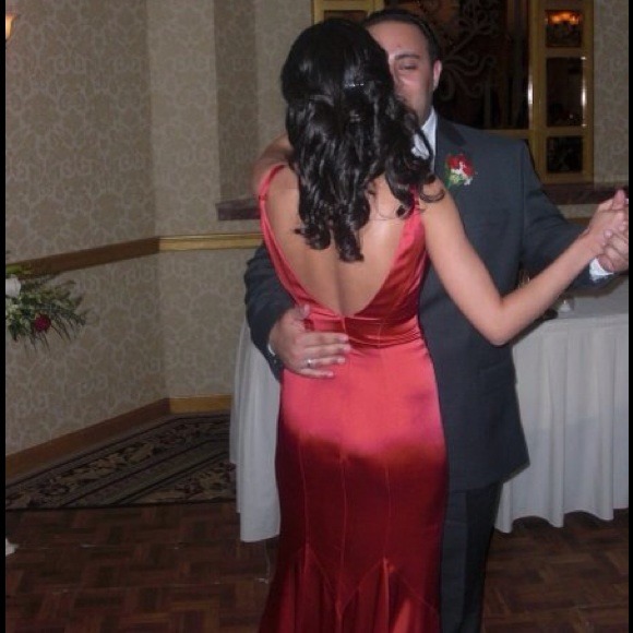 Beautiful Karen Millen Gown - Picture 2 of 4