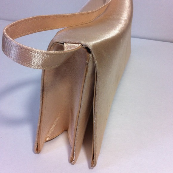 🔴Satin clutch - Picture 2 of 3