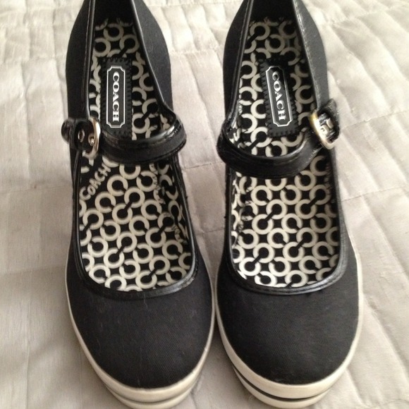 Reduced Beautiful Coach Mary Janes