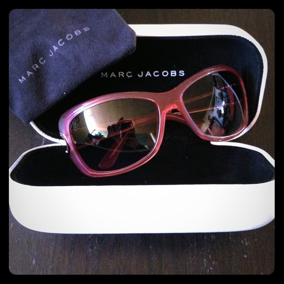 Marc Jacobs Accessories - 🌟On hold🌟