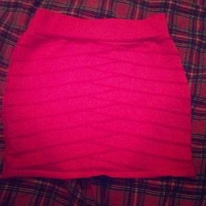 🚫🚫🚫🚫TRADED🚫Hot pink thick body con skirt