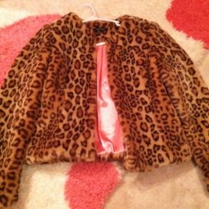 Karen Kane leopard coat