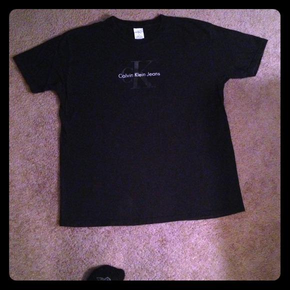 SOLD!!!!    Men's CK T-Shirt