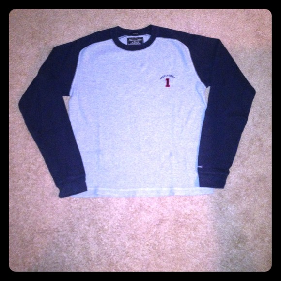 SOLD!!!!       Men's Abercrombie Long Sleeve Shirt