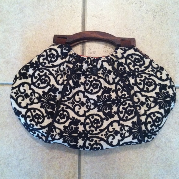 Handbag - Picture 2 of 2