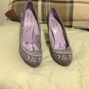 I just lower price❤👍Ed hardy classic shoes👠