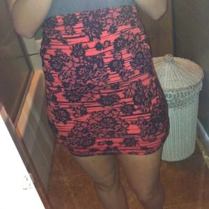 Pink & black floral pencil skirt